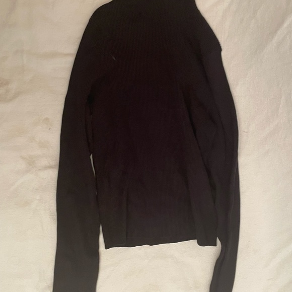 Black long sleeve turtleneck by “divided” - Picture 1 of 3